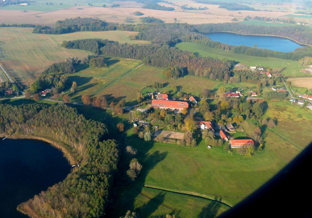 Hotel Gutshof Woldzegarten Exteriér fotografie